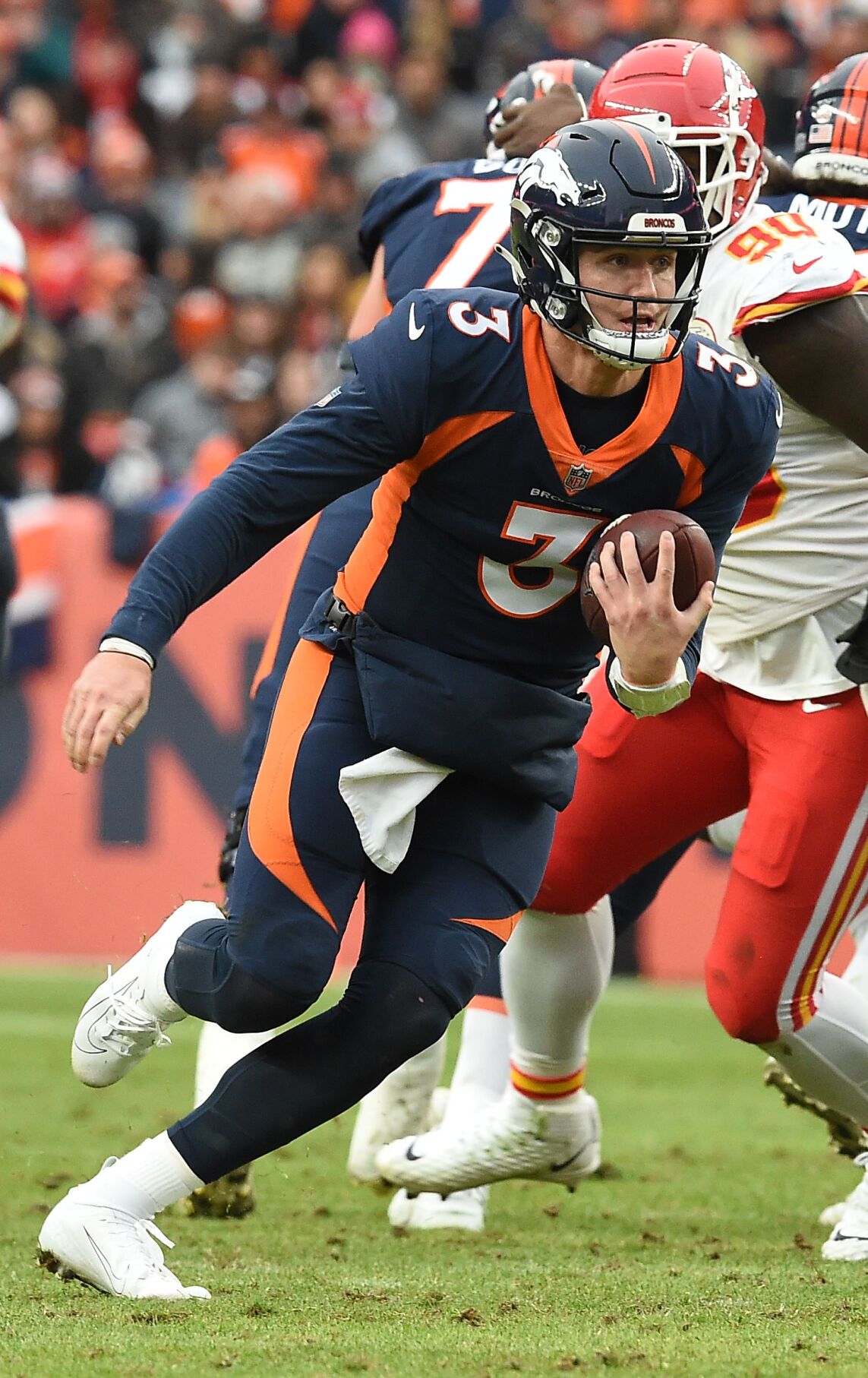 010922-s-news-broncos-chiefs 1945 .jpg